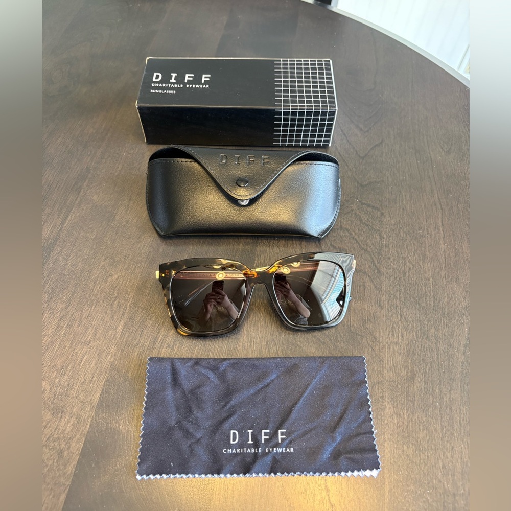 DIFF sunglasses - tortoise - image 1